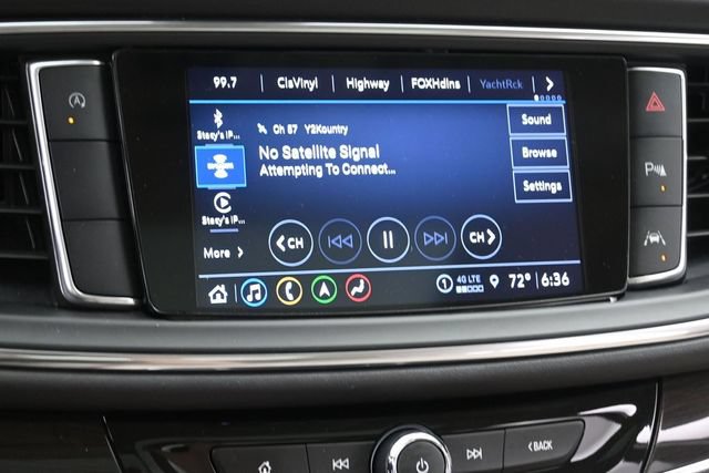 Used 2022 Buick Enclave Essence w/ Experience Buick Package FWD image 29
