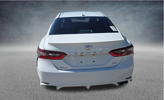 Used 2023 Toyota Camry SE FWD image 5
