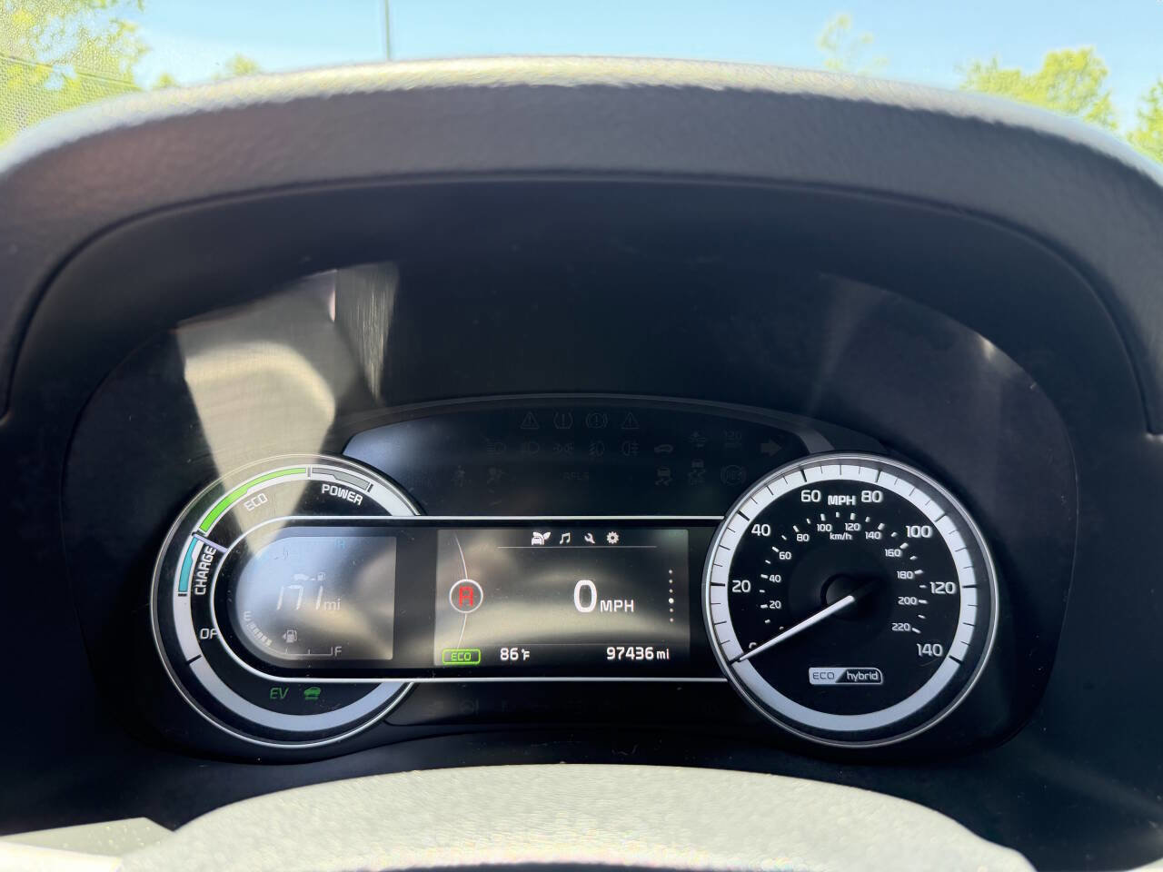 Used 2018 Kia Niro LX FWD image 25