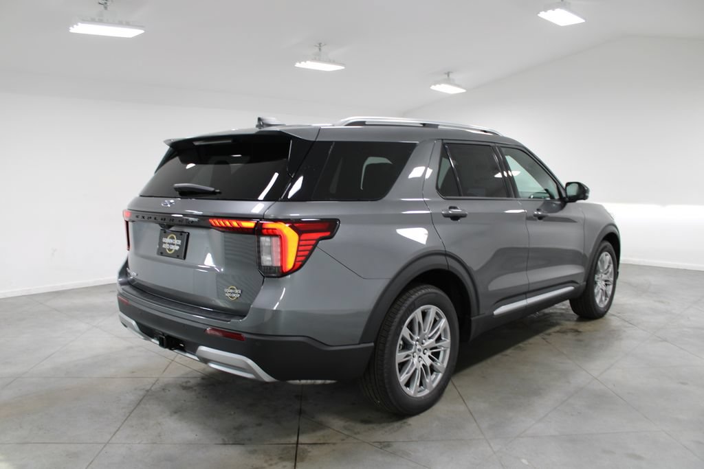 New 2026 Ford Explorer Platinum RWD image 8