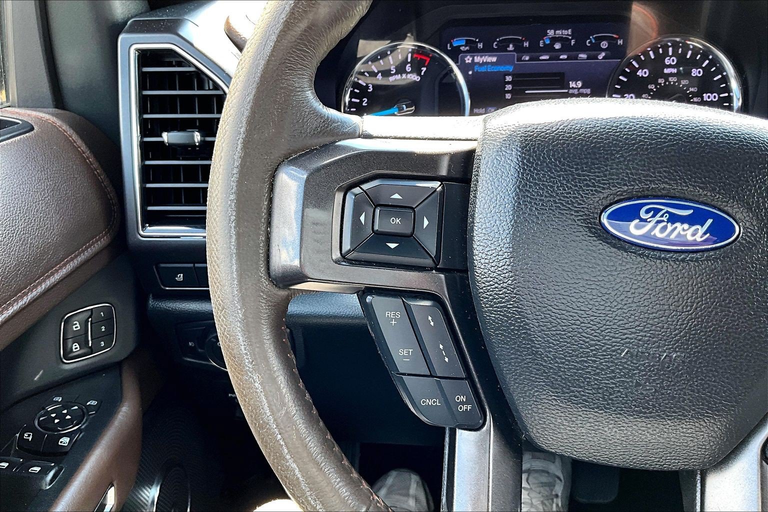 Used 2021 Ford Expedition Max King Ranch AWD/4WD image 23