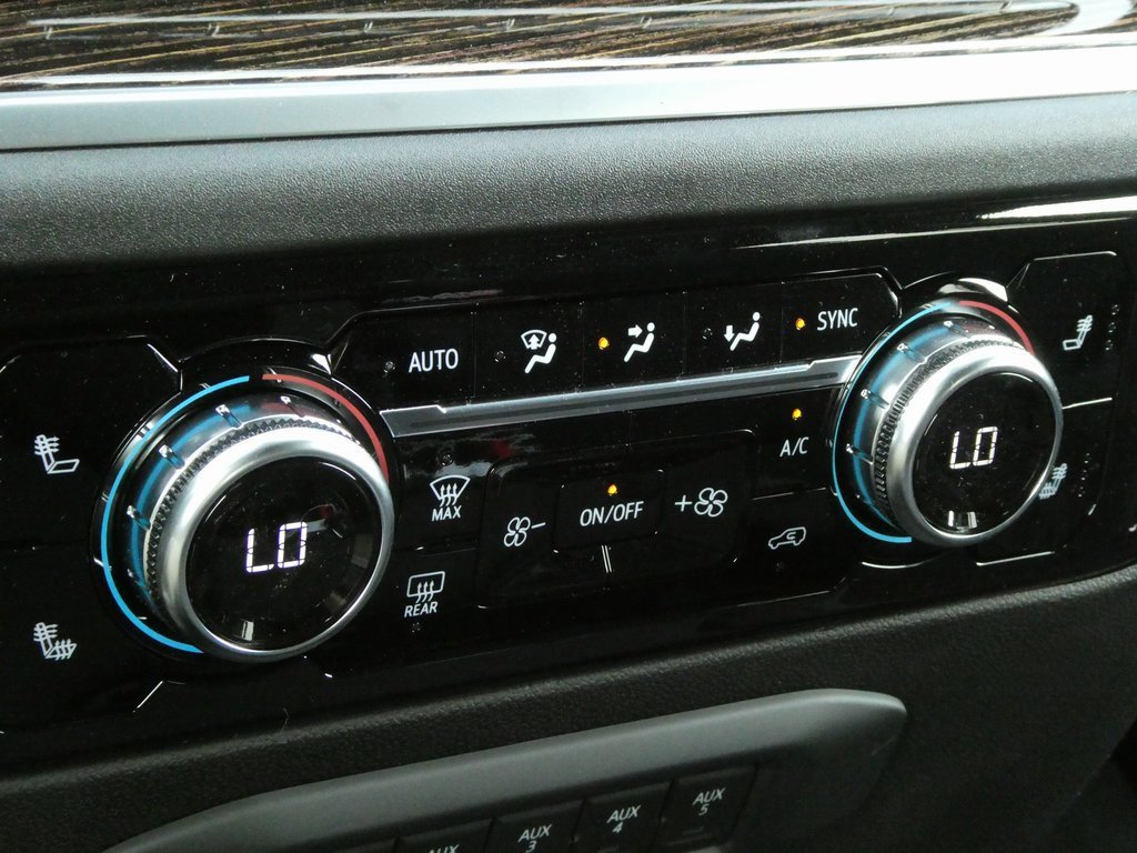 New 2025 GMC Sierra 2500 SLE w/ SLE Value Package; image 17