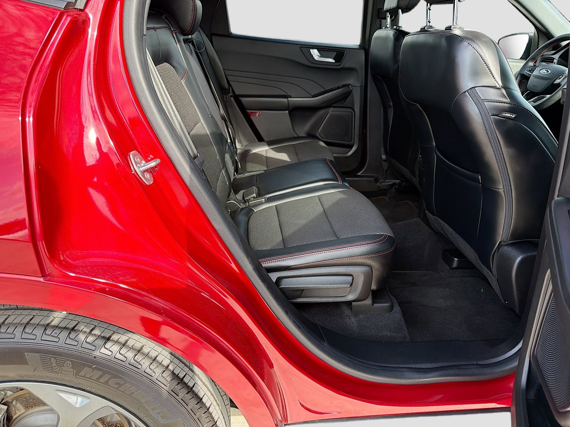 Used 2023 Ford Escape ST-Line w/ Tech Pack #1 image 29