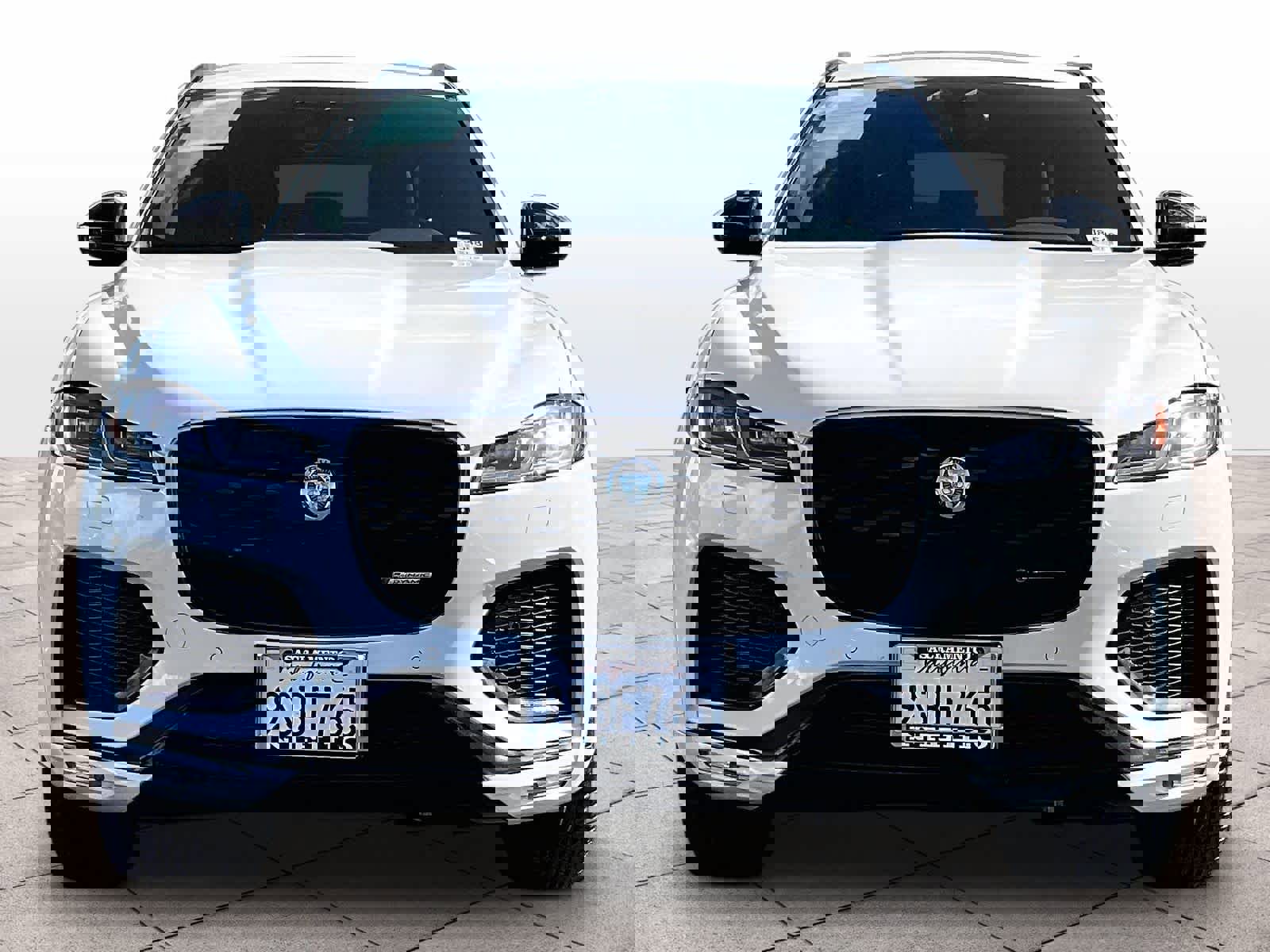 Used 2025 Jaguar F-PACE R-Dynamic S image 3