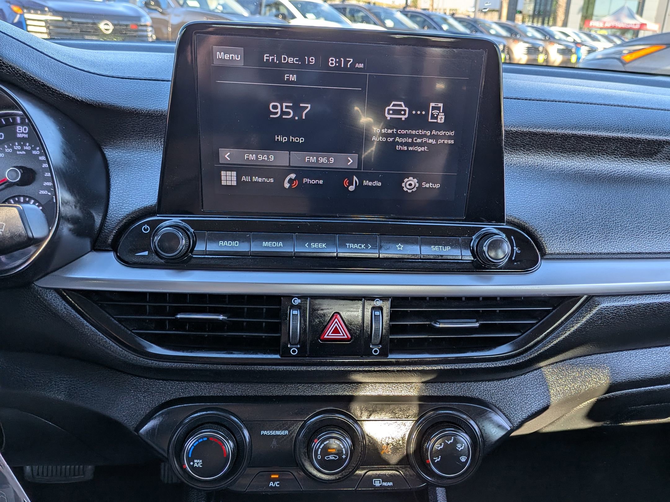 Used 2024 Kia Forte LXS image 18