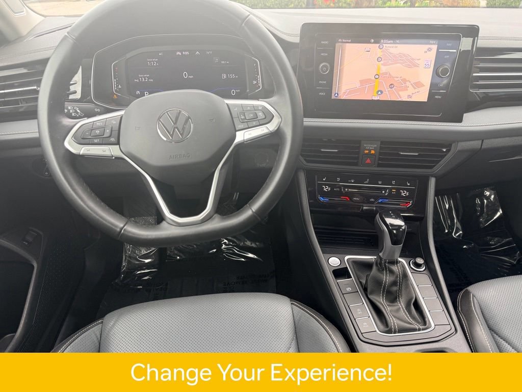 Used 2025 Volkswagen Jetta SEL FWD image 14