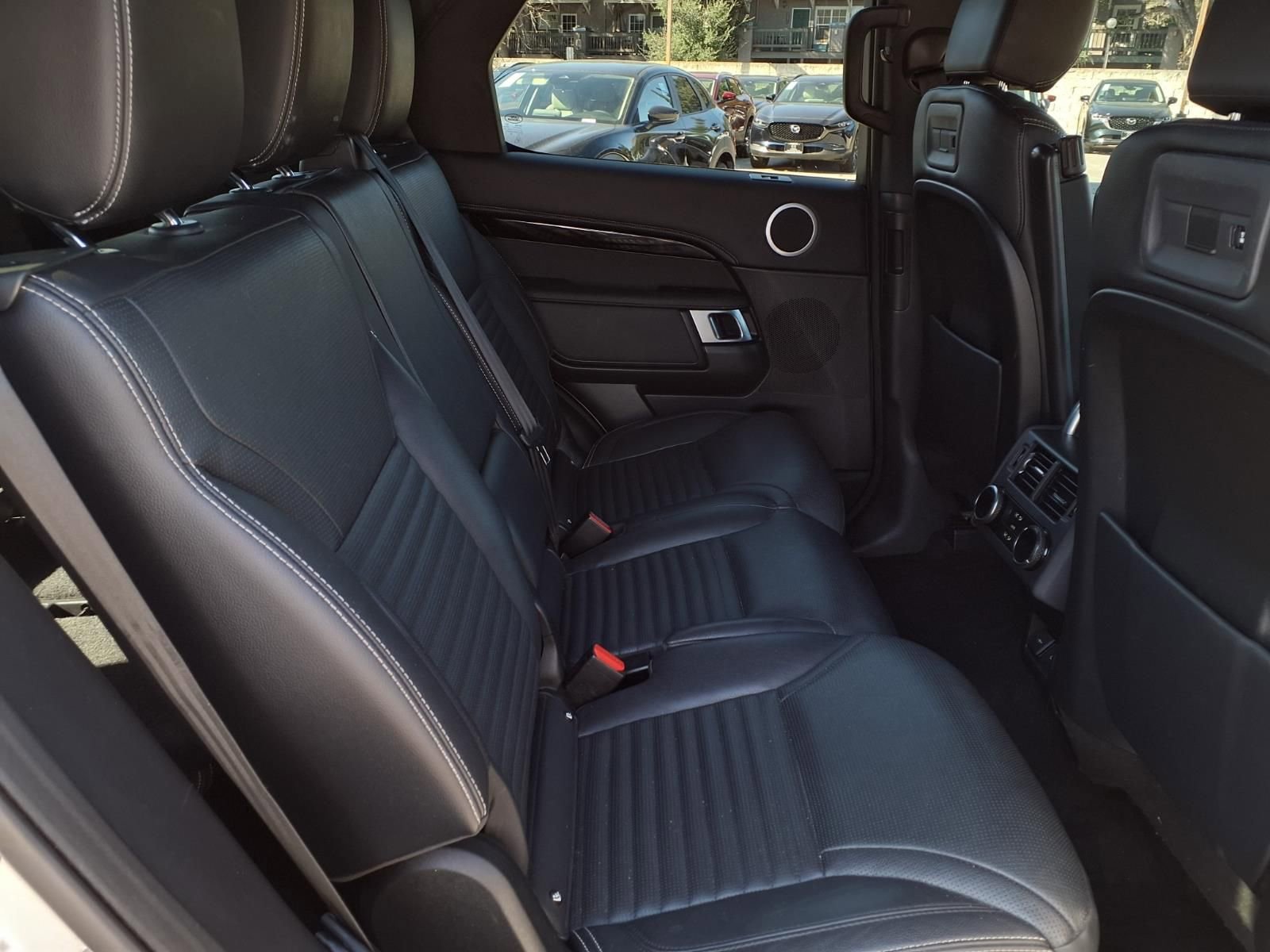 Used 2022 Land Rover Discovery S R-Dynamic AWD/4WD image 19