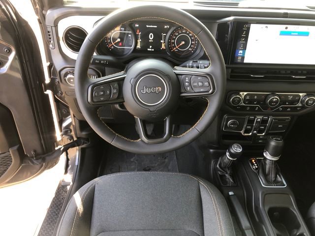 Used 2024 Jeep Wrangler Sport S image 12