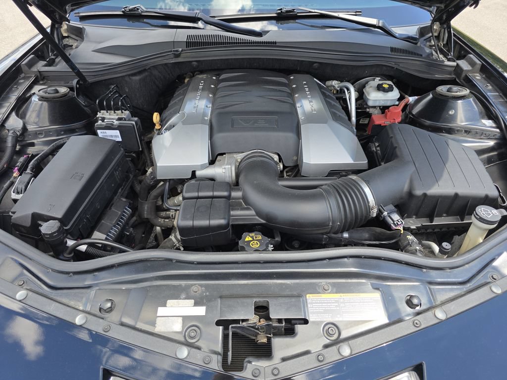 Used 2010 Chevrolet Camaro SS w/ RS Package RWD image 15