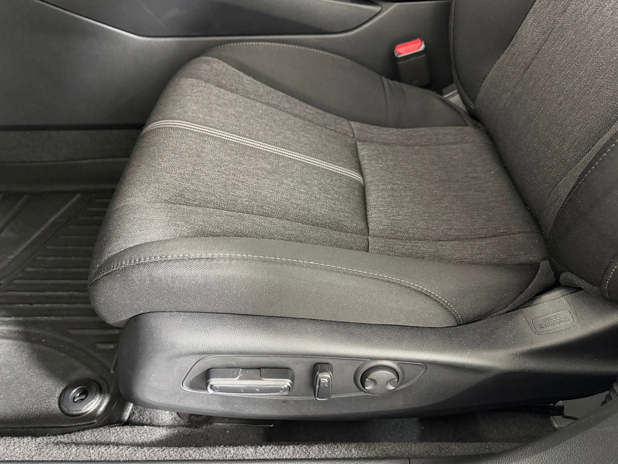 Certified 2025 Honda Accord Sport image 11