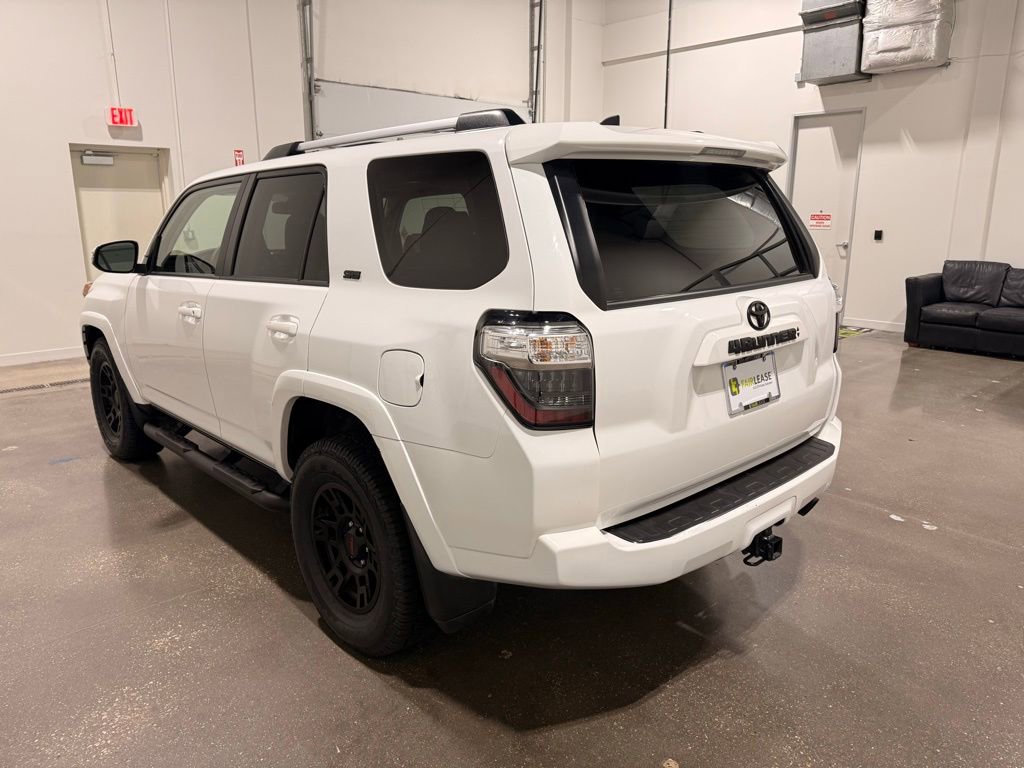 Used 2022 Toyota 4Runner SR5 Premium w/ Moonroof Package image 7