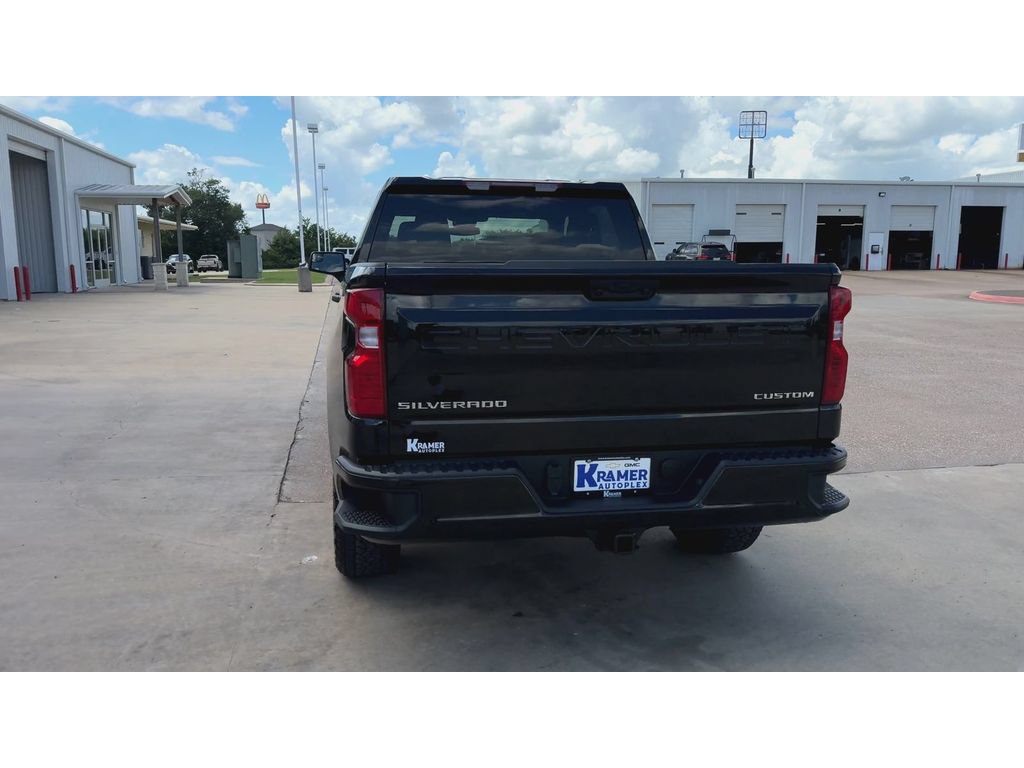 New 2026 Chevrolet Silverado 1500 Custom w/ Turbomax Blackout Package AWD/4WD image 7