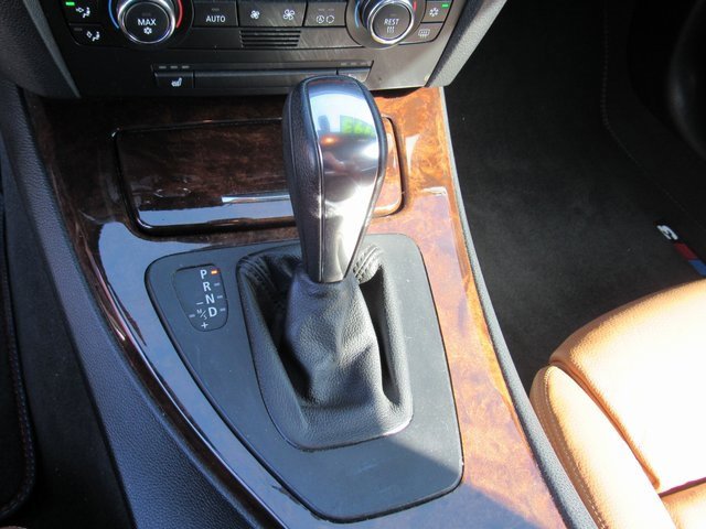 Used 2008 BMW 328i Convertible image 16