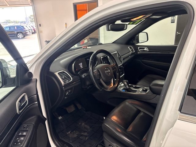 Used 2019 Jeep Grand Cherokee Limited AWD/4WD image 13