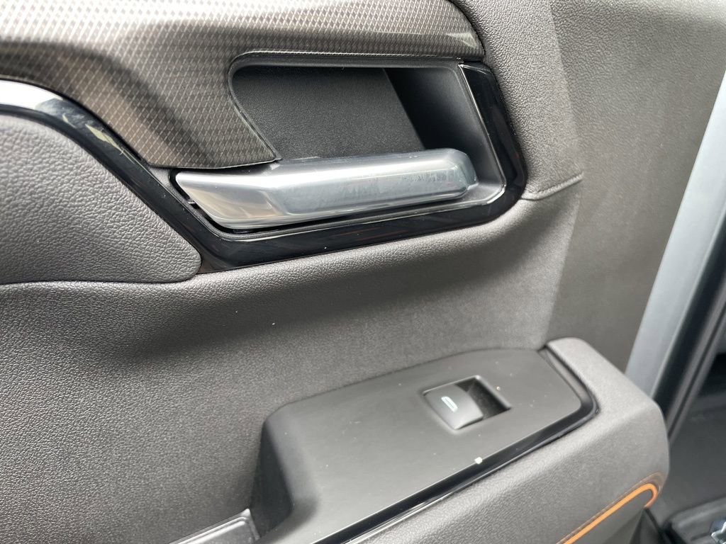 Used 2025 GMC Sierra 1500 AT4 w/ AT4 Premium Package image 47