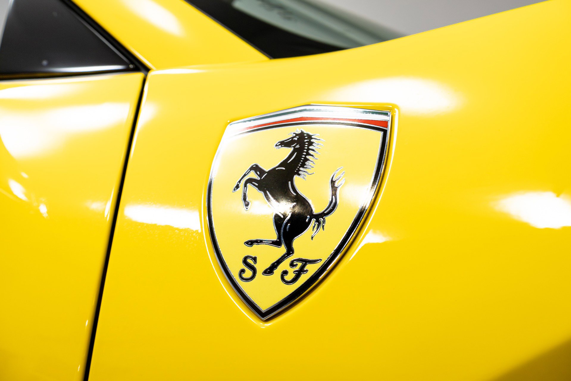 Used 2017 Ferrari 488 Spider image 49