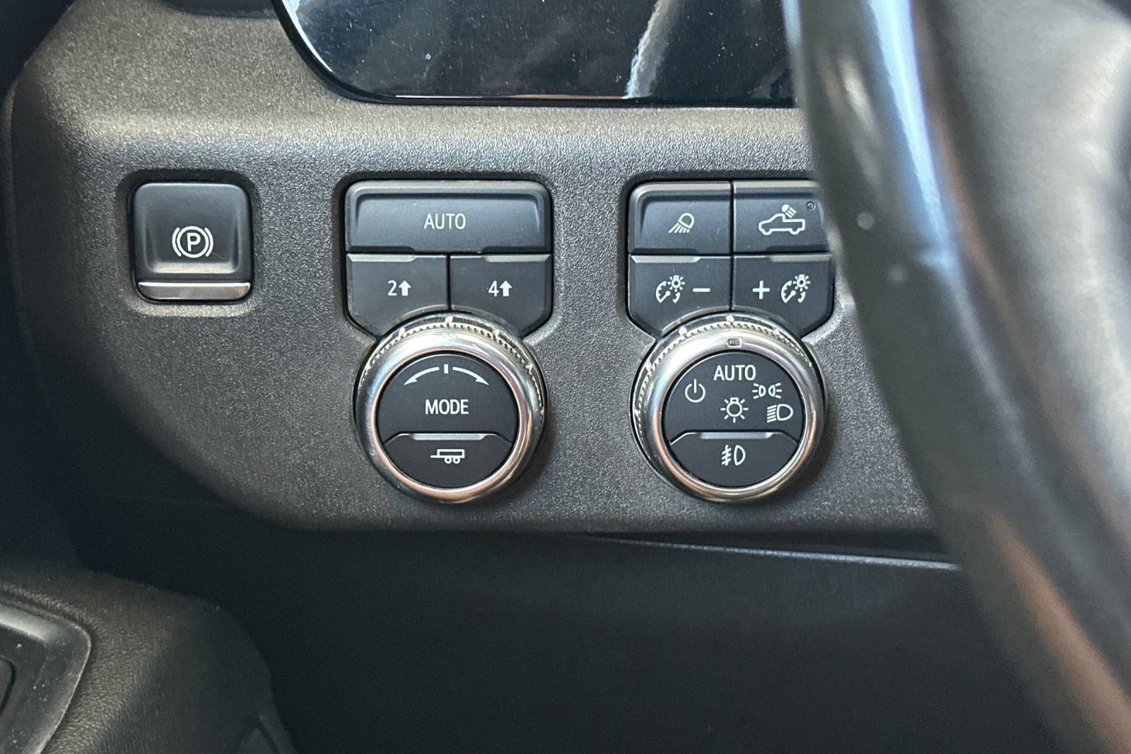 Used 2024 GMC Sierra 1500 SLT image 39