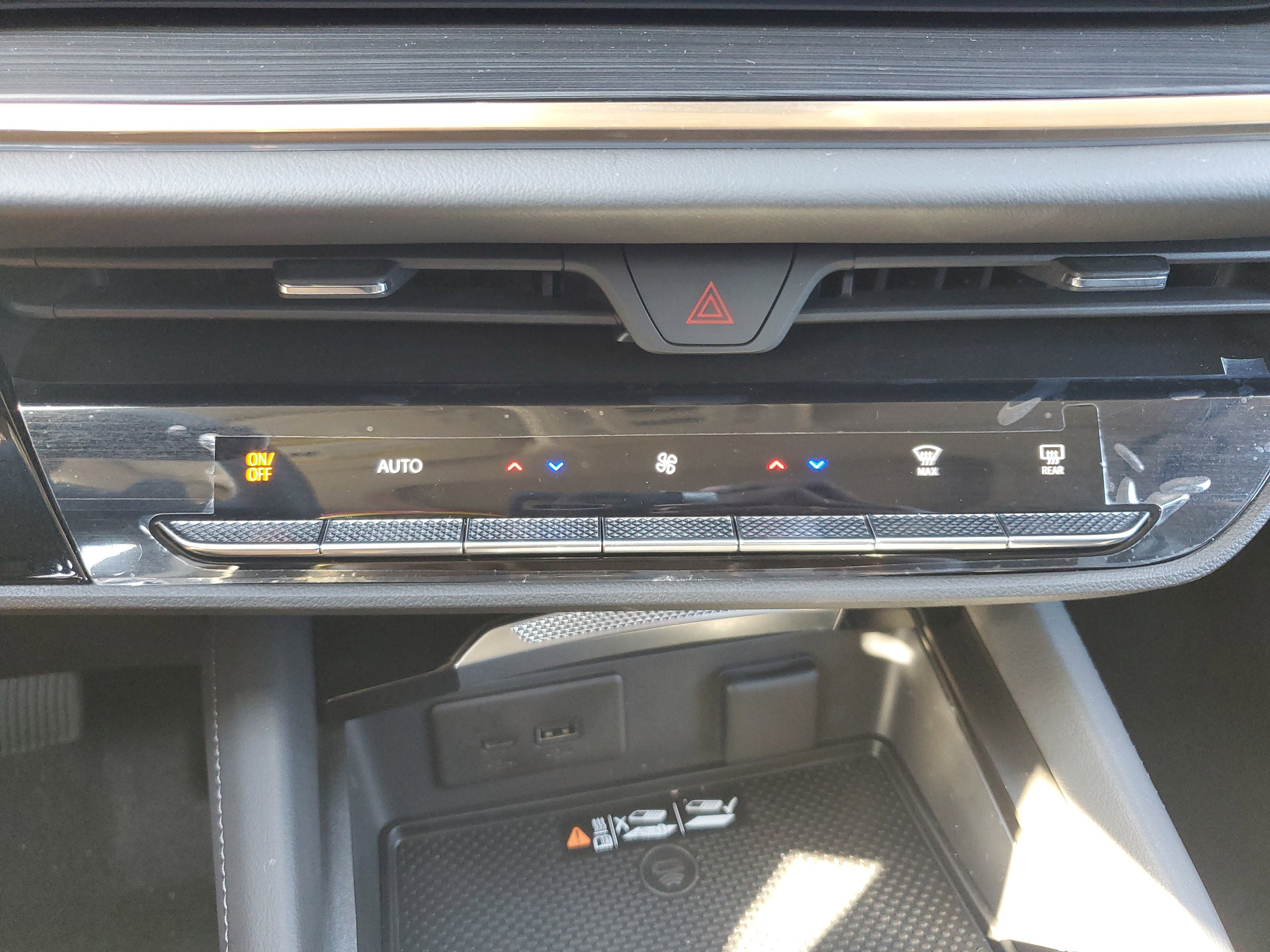 New 2025 Buick Envision Avenir image 26