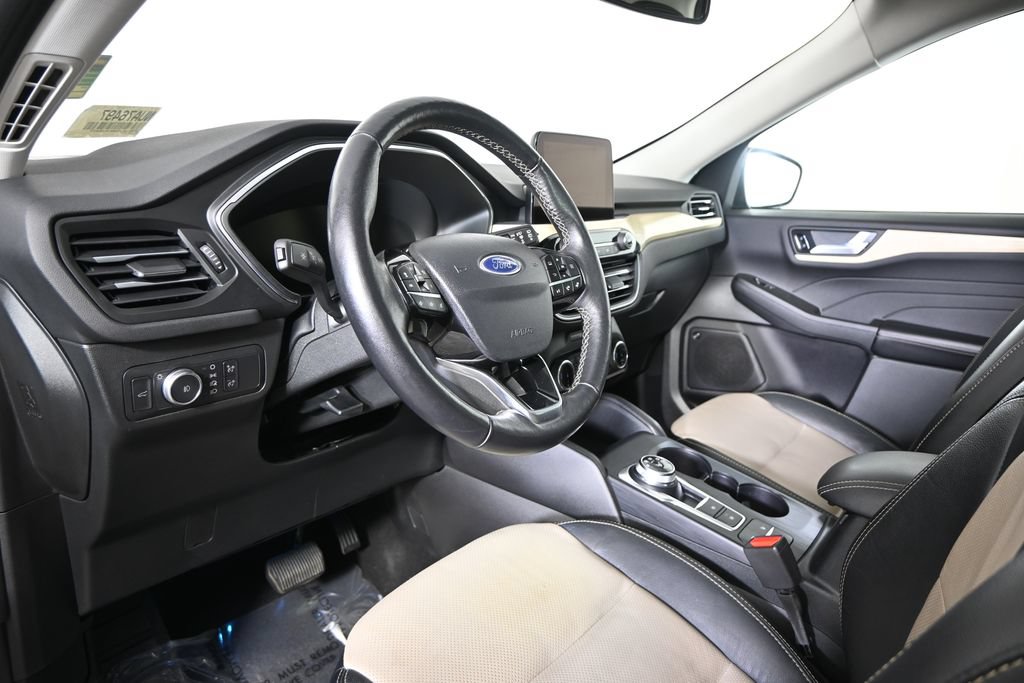 Used 2022 Ford Escape Titanium w/ Titanium Elite Package AWD/4WD image 23