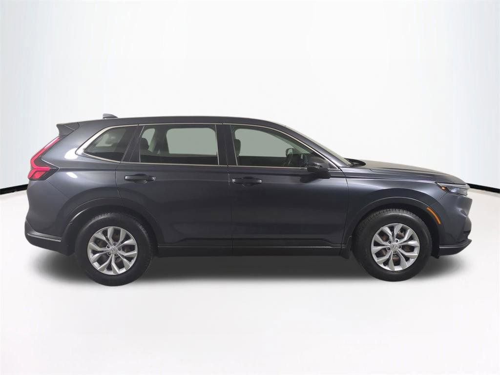 Used 2023 Honda CR-V LX image 4