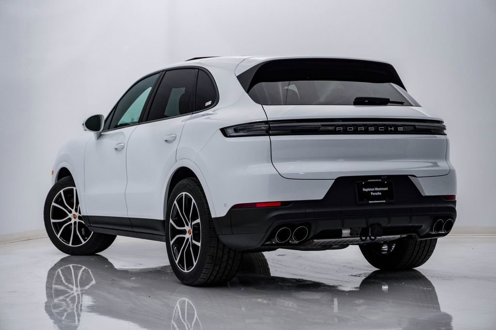 New 2026 Porsche Cayenne image 3