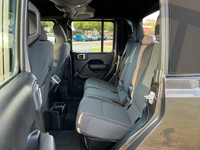 Used 2024 Jeep Gladiator Sport AWD/4WD image 24