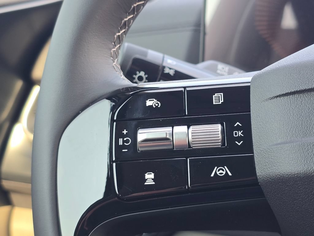New 2027 Kia Carnival LX FWD image 20