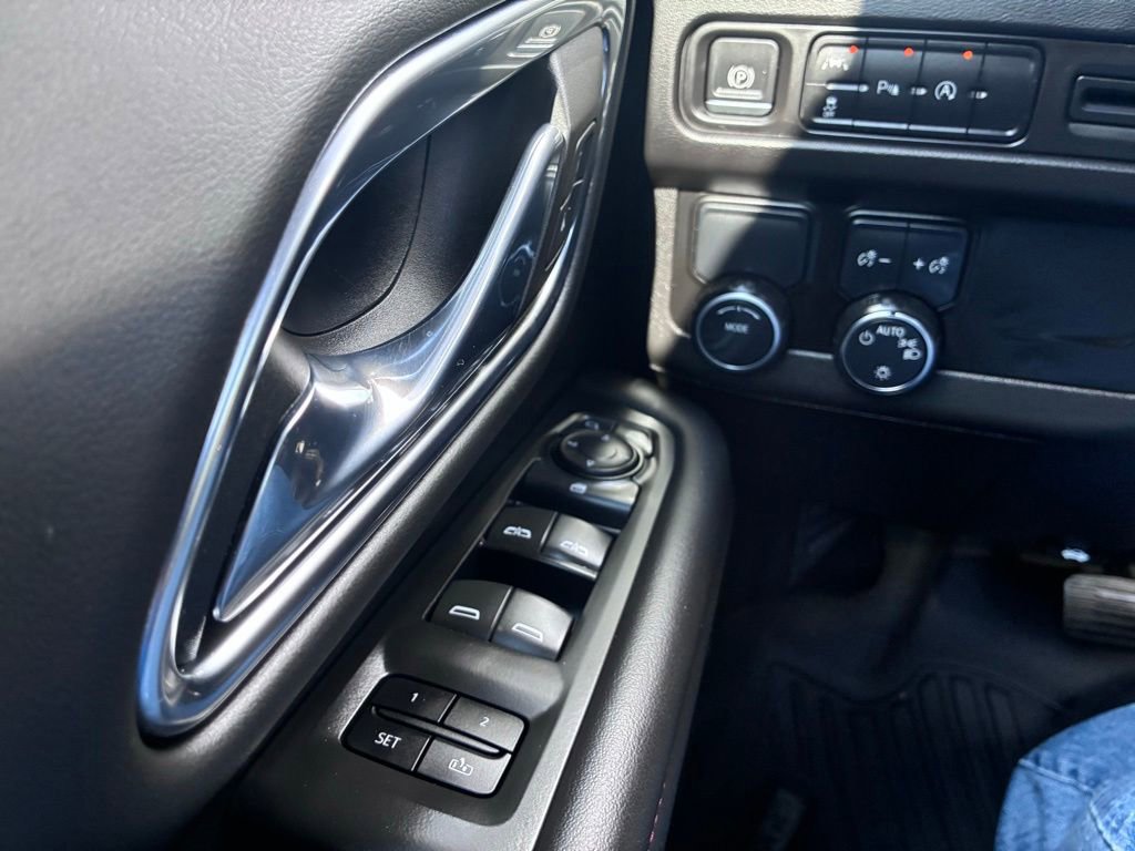 Used 2023 Chevrolet Tahoe RST RWD image 31