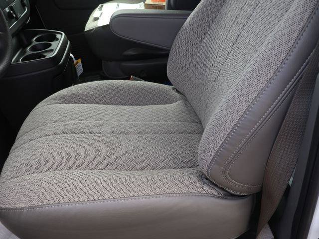 New 2025 GMC Savana 3500 w/ Power Convenience Package image 21