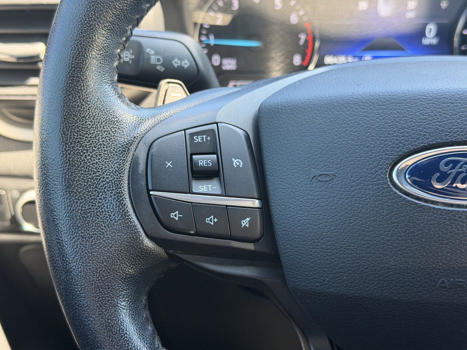 Used 2020 Ford Explorer XLT RWD image 18