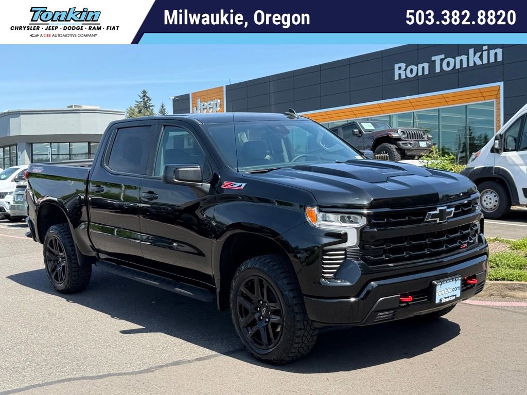 Used 2023 Chevrolet Silverado 1500 LT Trail Boss w/ Protection Package AWD/4WD image 1