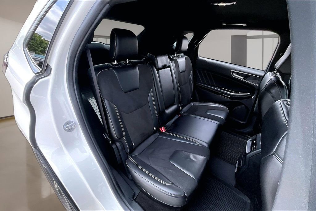Used 2020 Ford Edge ST AWD/4WD image 26