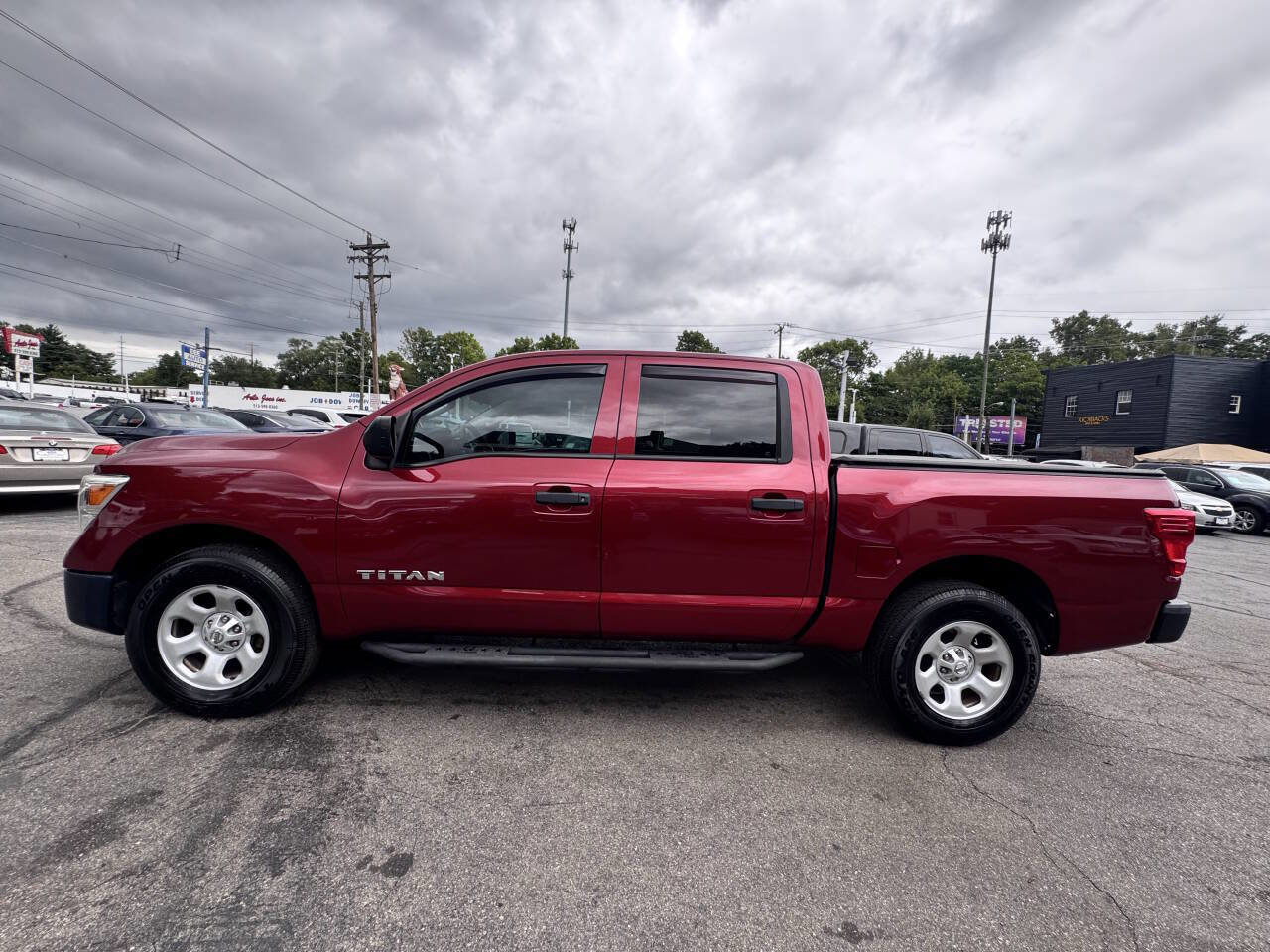 Used 2019 Nissan Titan S w/ S Utility Package image 5