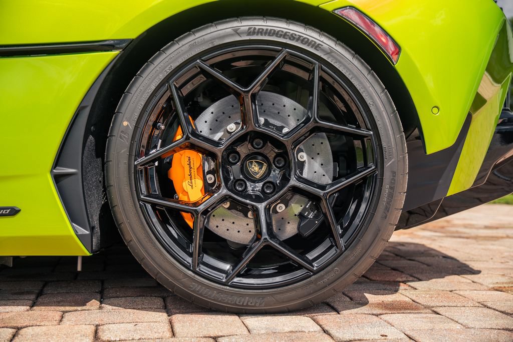 Used 2026 Lamborghini Temerario AWD/4WD image 16