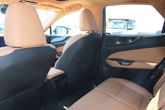 Certified 2025 Lexus NX 250 FWD w/ Premium Package image 9