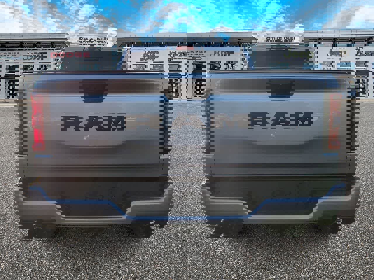 New 2026 RAM 1500 Express image 7