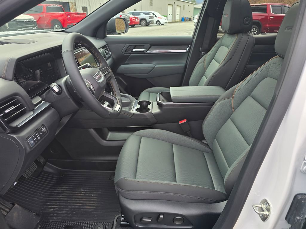 New 2026 GMC Terrain AT4 w/ Convenience Package III image 6