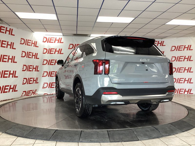 New 2026 Kia Sorento S AWD/4WD image 5