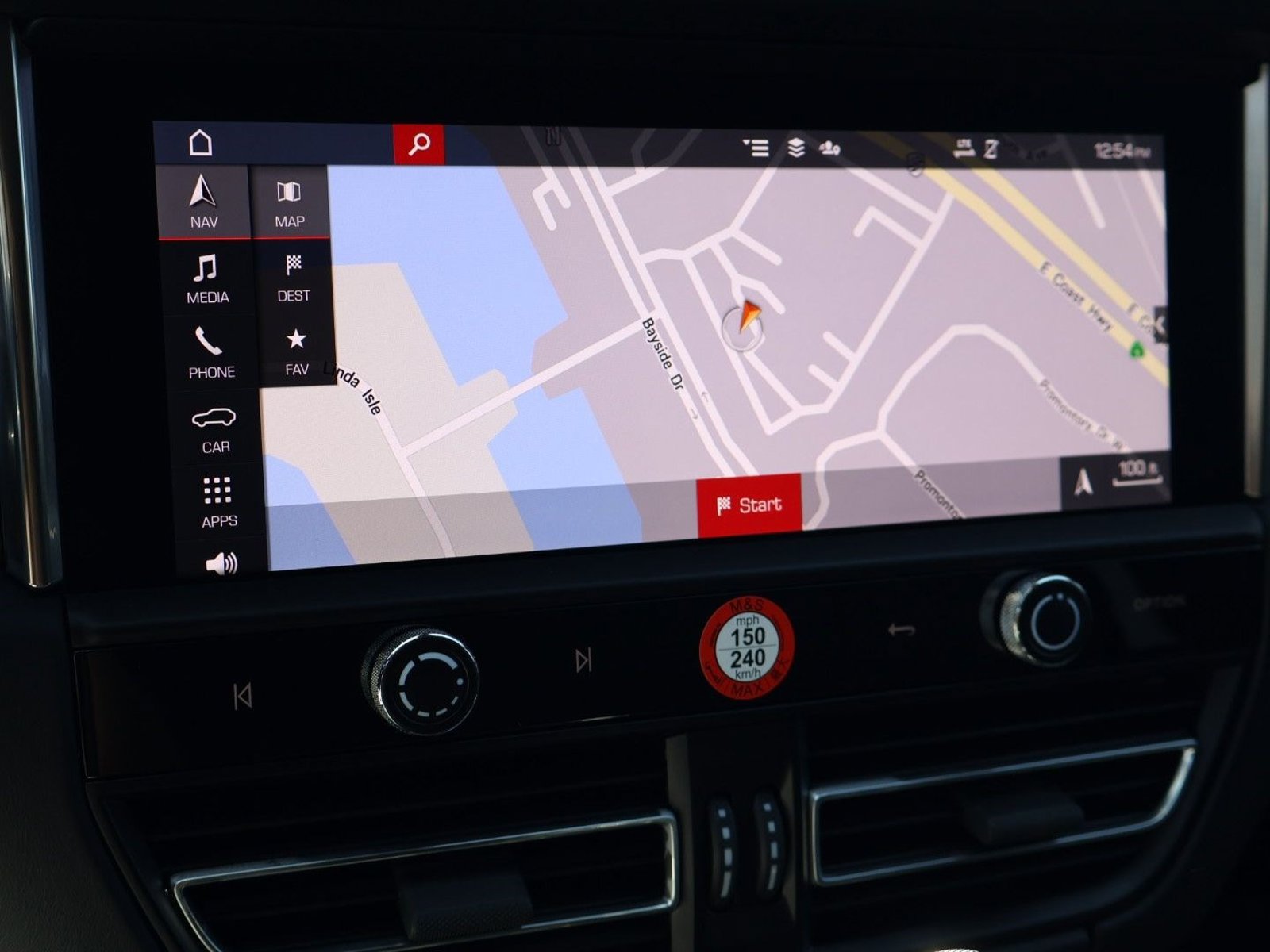 Certified 2026 Porsche Macan GTS AWD/4WD image 18