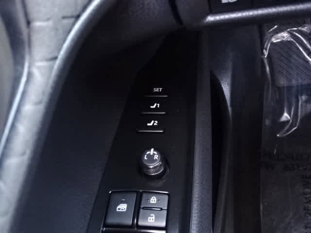 Used 2026 Toyota Camry XLE w/ Premium Plus Package AWD/4WD image 39