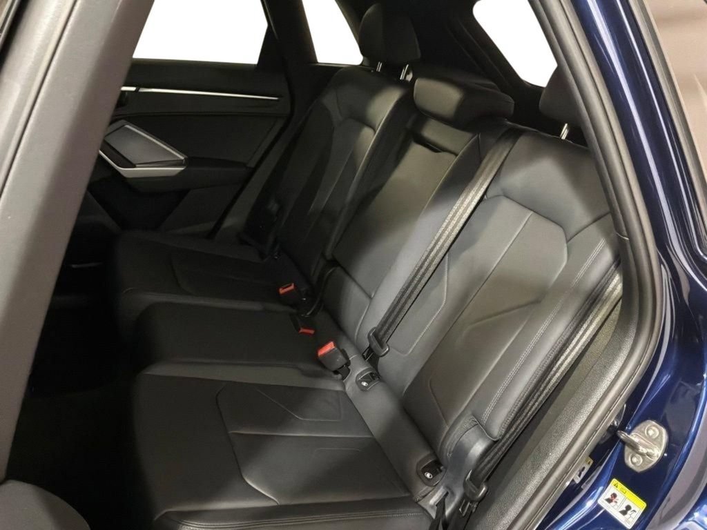 Used 2025 Audi Q3 2.0T Premium AWD/4WD image 16
