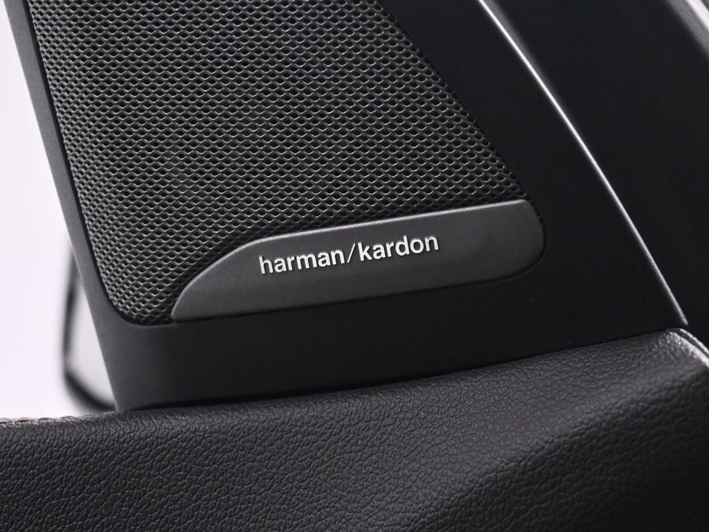 Used 2023 BMW X5 M50i w/ Executive Package image 49