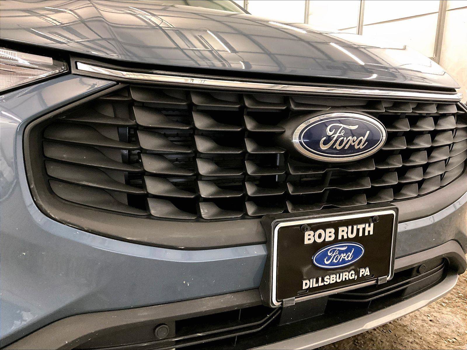 Certified 2023 Ford Escape Active AWD/4WD image 29
