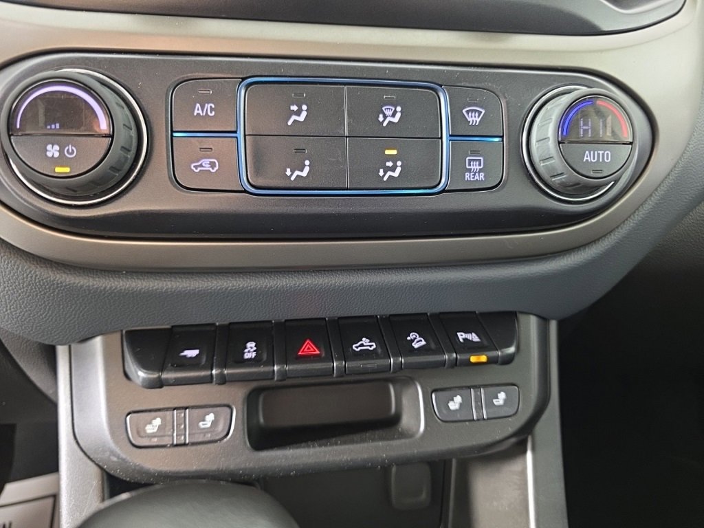 Used 2022 Chevrolet Colorado Z71 w/ Z71 Midnight Edition image 20