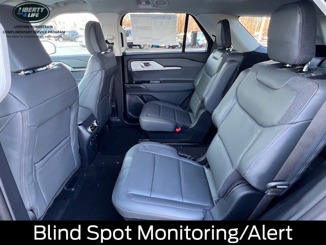 New 2026 Ford Explorer Active w/ Active Comfort Package AWD/4WD image 13