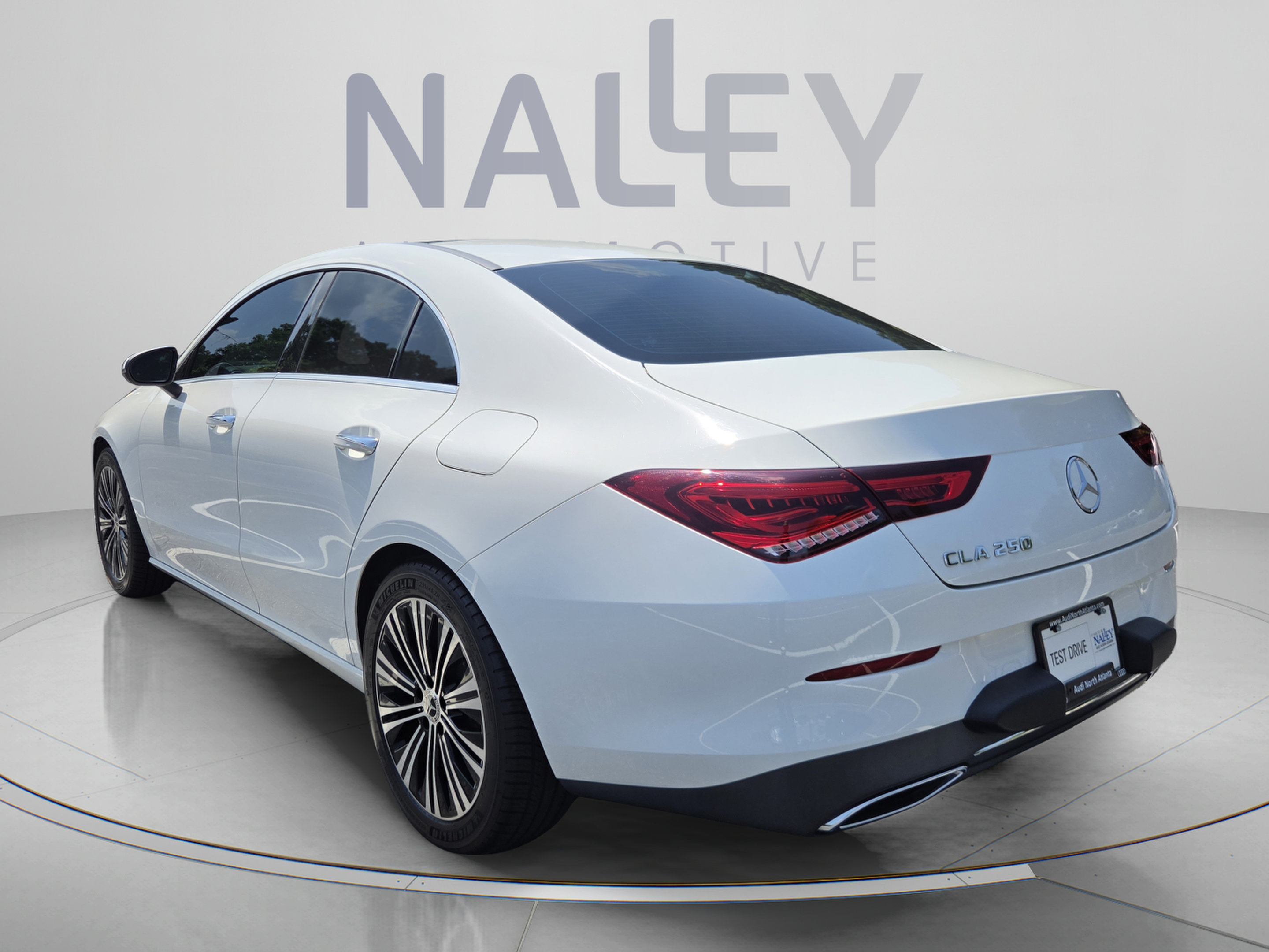 Used 2021 Mercedes-Benz CLA 250 image 3