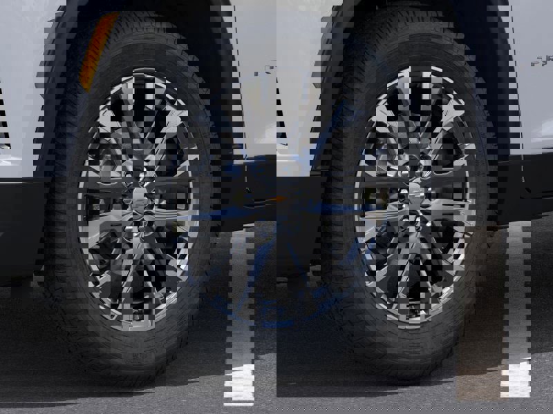 New 2026 Chevrolet Traverse LT w/ Sun and Wheel Package image 9