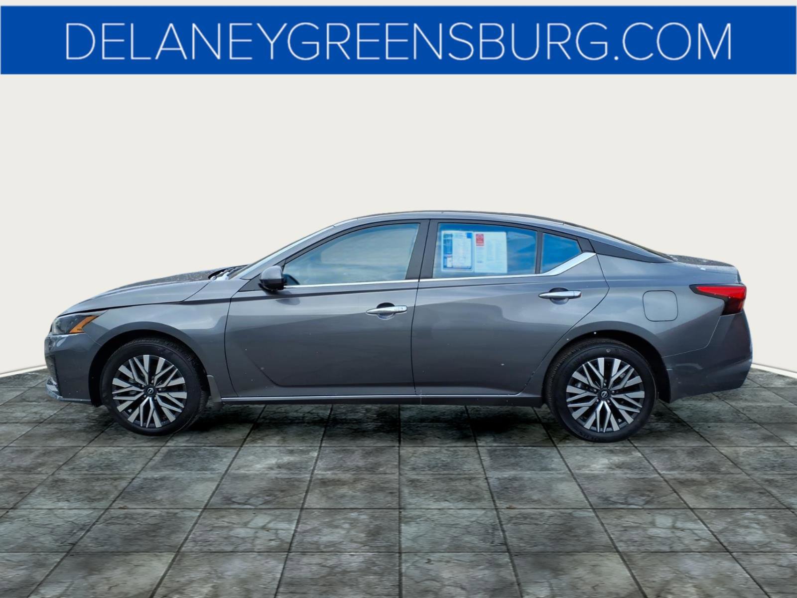 Certified 2024 Nissan Altima 2.5 SV w/ SV Premium Package image 6