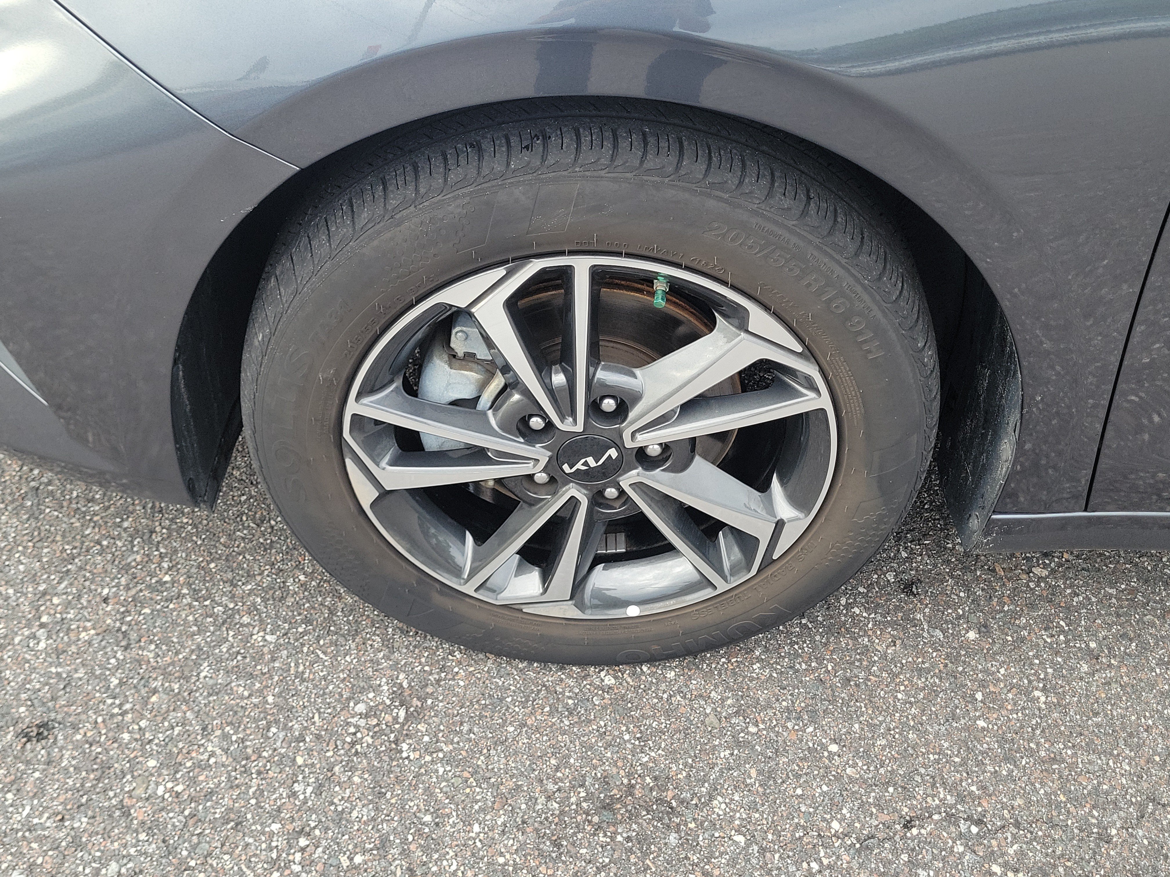 Certified 2024 Kia Forte LXS FWD image 35