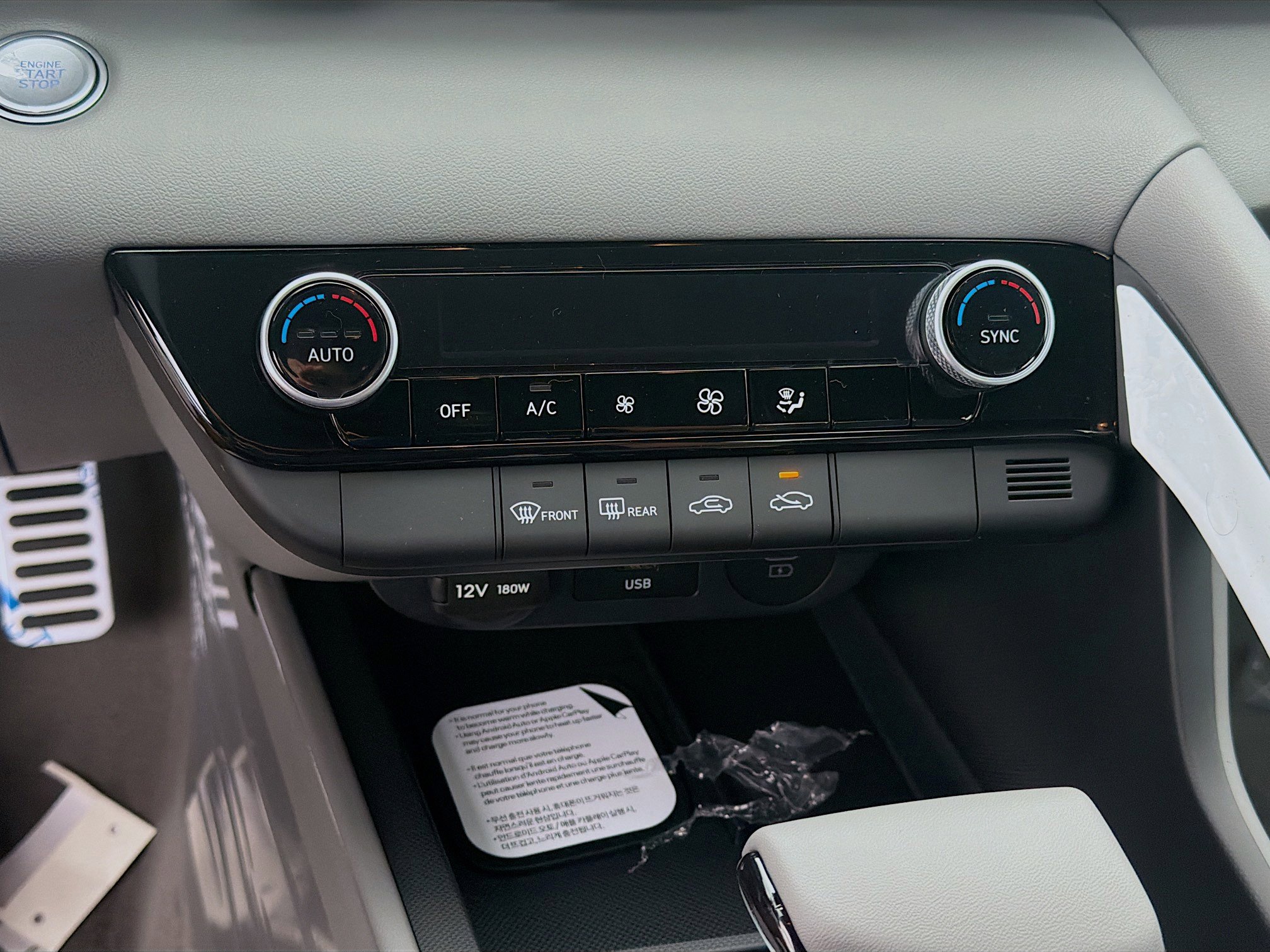 New 2026 Hyundai Elantra Sport FWD image 12